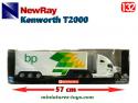Le Kenworth T2000 et sa semi remorque BP miniature par NewRay au 1/32e